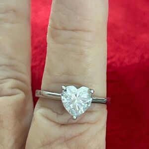 Luxury Moissanite Diamond‎ 2.0 CTW Heart Ring size 9 retail $599